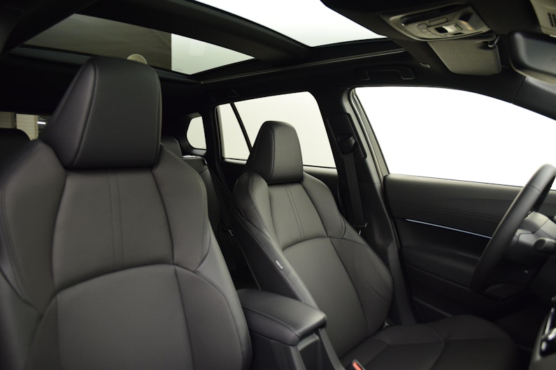 Vehicle image TOYOTA COROLLA CROSS