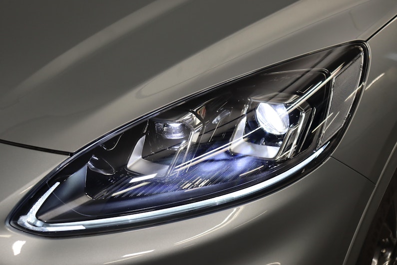 Vehicle image FORD KUGA