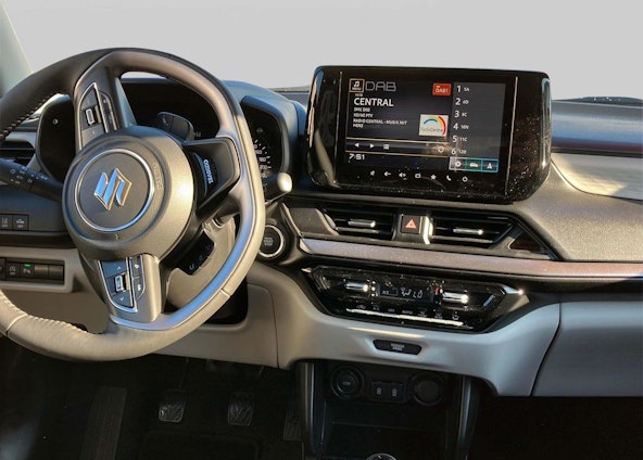 Vehicle image 5 Vehicle image 5