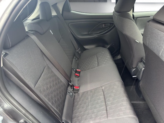 Vehicle image 13 Vehicle image 13