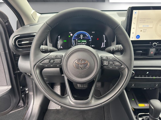 Vehicle image 9 Vehicle image 9