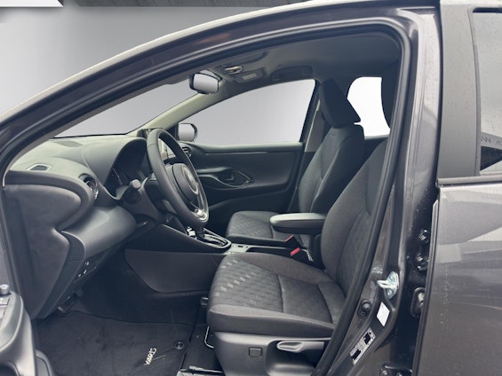 Vehicle image 8 Vehicle image 8