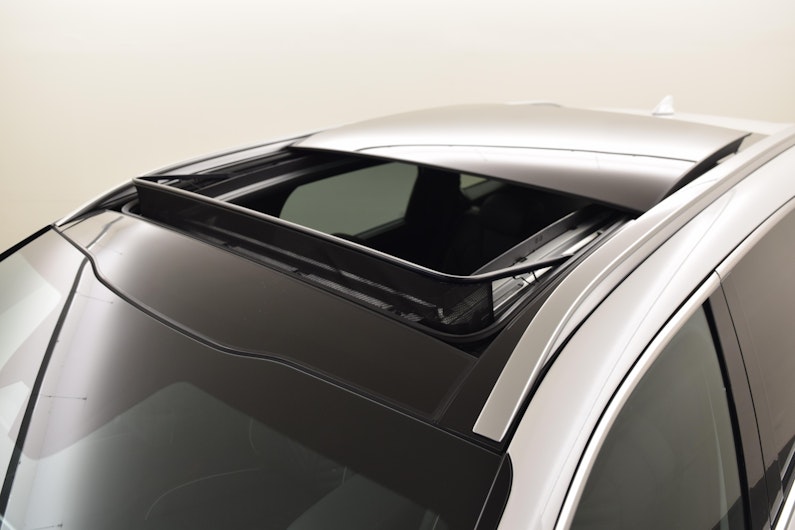 Vehicle image KIA SORENTO