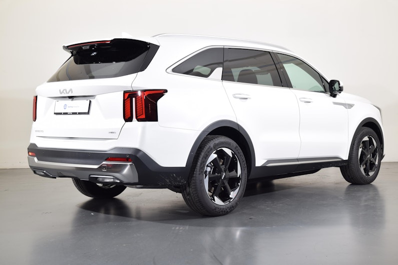 Vehicle image KIA SORENTO