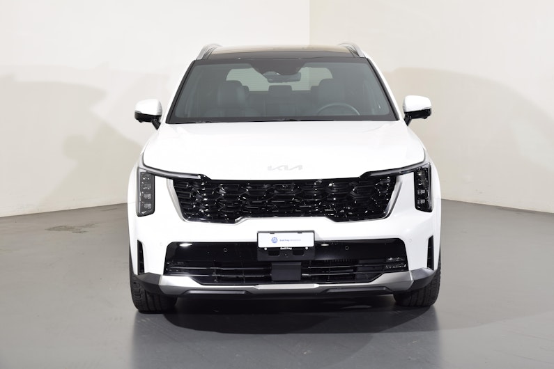 Vehicle image KIA SORENTO