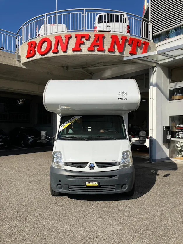Renault Knaus R08