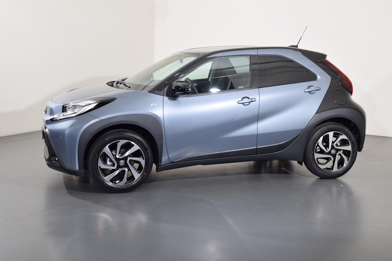 Vehicle image TOYOTA AYGO X
