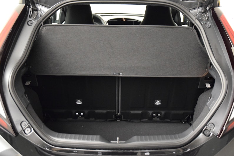 Vehicle image TOYOTA AYGO X