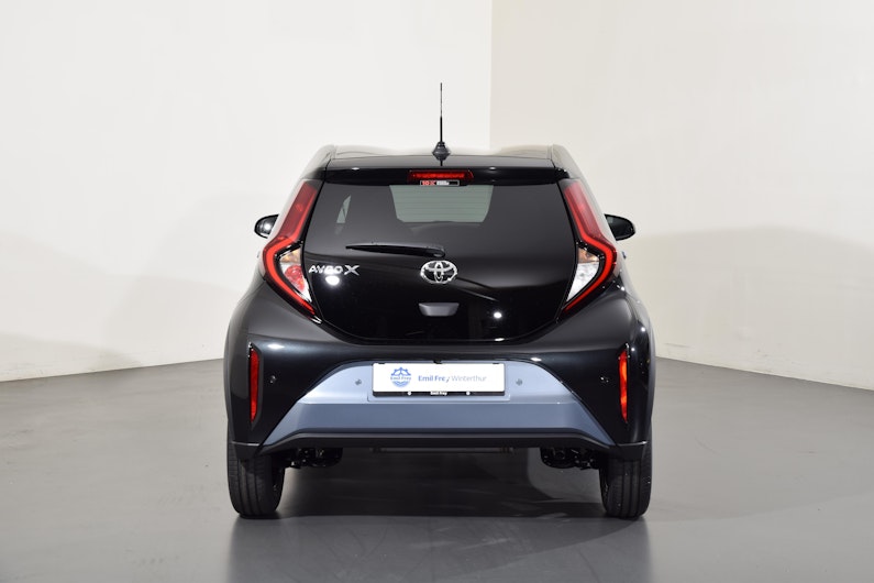Vehicle image TOYOTA AYGO X