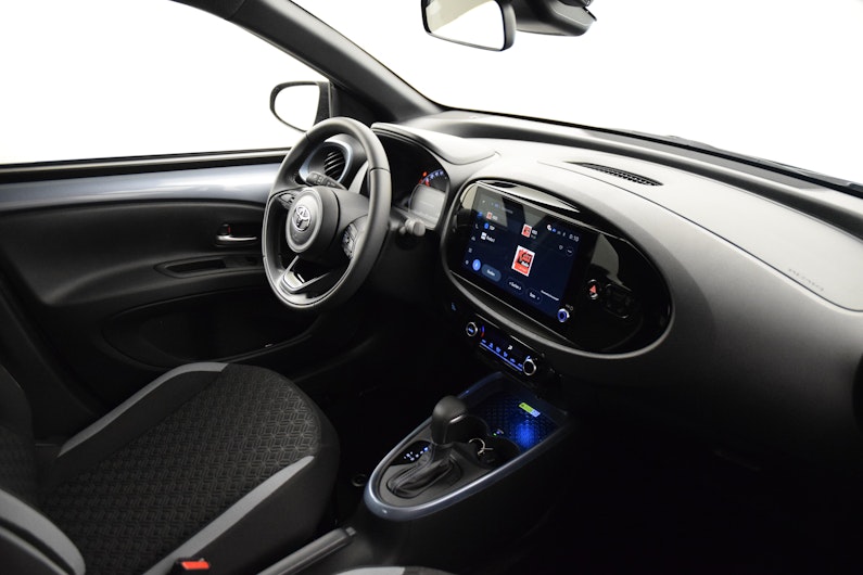 Vehicle image TOYOTA AYGO X