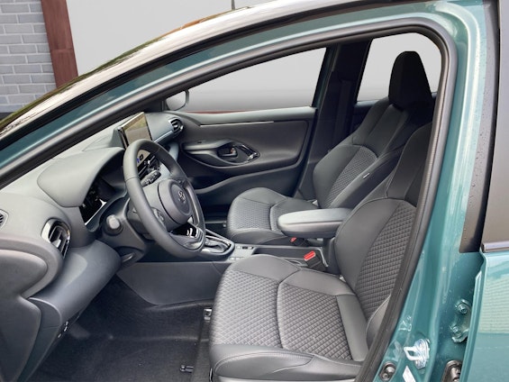 Vehicle image 7 Vehicle image 7