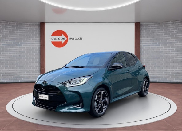 First vehicle image First vehicle image