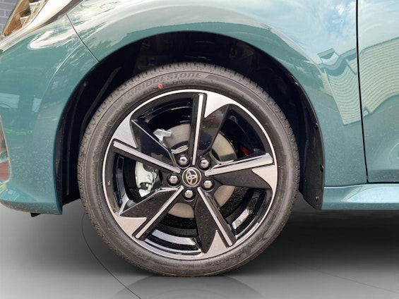 Vehicle image 9 Vehicle image 9