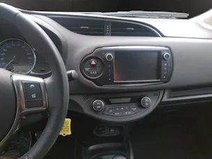 Toyota Yaris 1.5 VVT-i HSD Trend