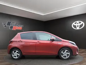Toyota Yaris 1.5 VVT-i HSD Trend