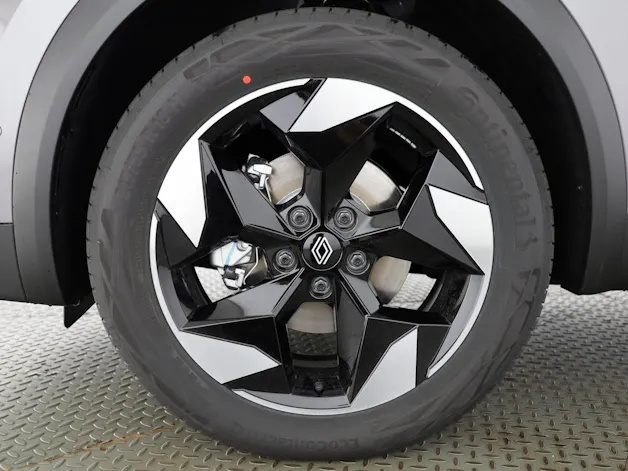 Renault Captur 1.8 E-Tech techno