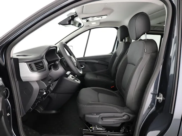 Renault Trafic Spaceclass 2.0 dCi Blue
