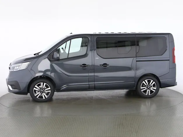 Renault Trafic Spaceclass 2.0 dCi Blue