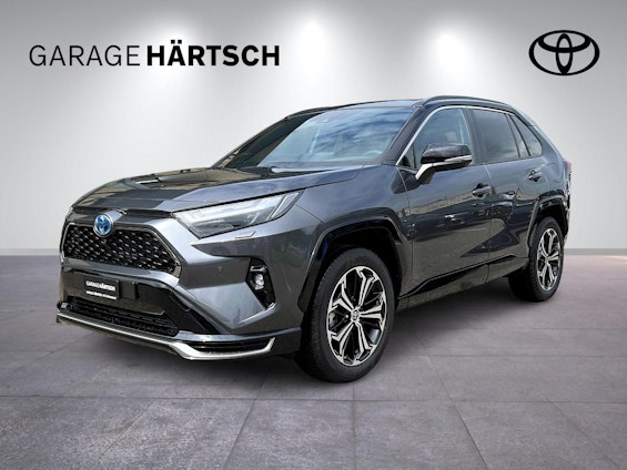 First vehicle image First vehicle image