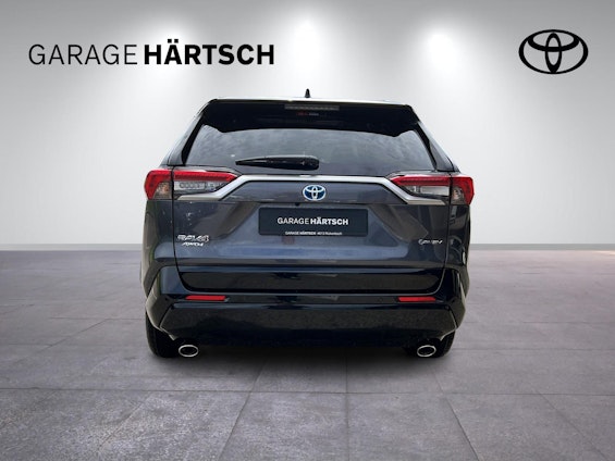 Vehicle image 4 Vehicle image 4