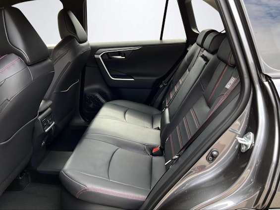 Vehicle image 10 Vehicle image 10