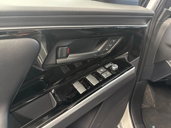 Fahrzeugbild TOYOTA BZ4X