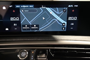 Vehicle image PEUGEOT 3008 e-Launch Edition AWD