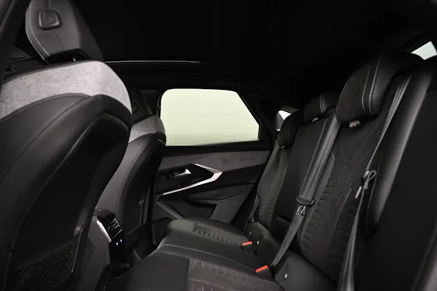 Peugeot 3008 e-Launch Edition AWD