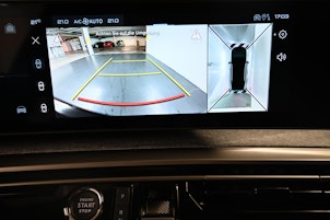 Vehicle image PEUGEOT 3008 e-Launch Edition AWD