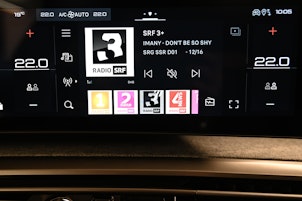 Vehicle image PEUGEOT 5008 e-Launch Edition AWD