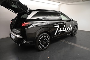 Vehicle image PEUGEOT 5008 e-Launch Edition AWD