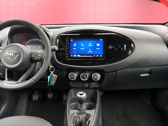 Vehicle image 12 Vehicle image 12