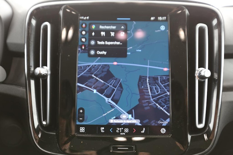 Vehicle image VOLVO C40