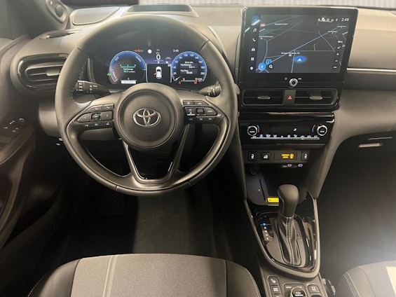 Vehicle image 11