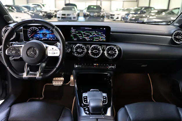 Mercedes-Benz CLA 35 AMG 4matic Shooting Brake