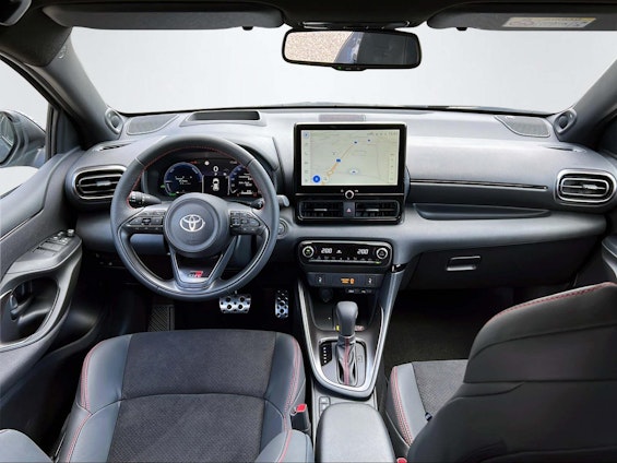 Vehicle image 11