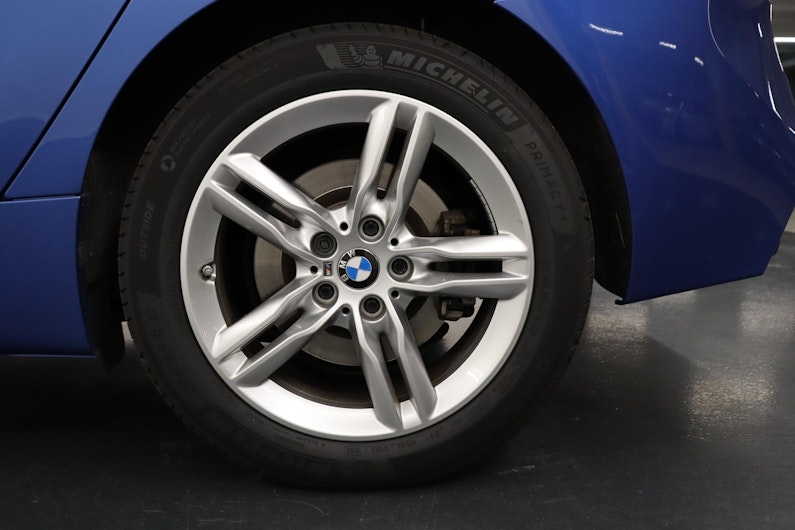 Vehicle image BMW 2 SERIES