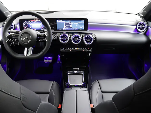 Mercedes-Benz A 250 AMG Line 4m