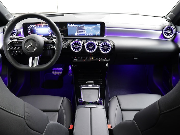 Vehicle image MERCEDES-BENZ A 250