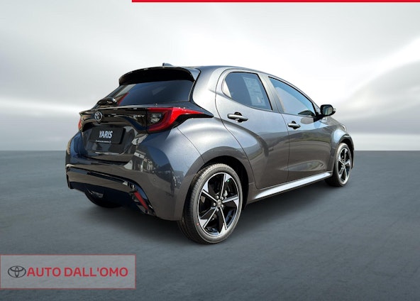 Vehicle image 4 Vehicle image 4