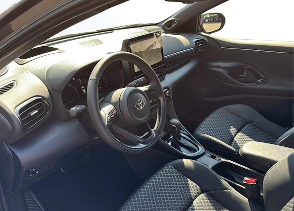 Vehicle image 6 Vehicle image 6