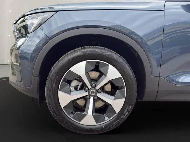 Volvo XC40 2.0 B3 MH Core XCITE
