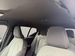 Volvo XC40 2.0 B3 MH Core XCITE