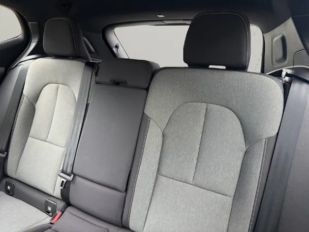 Volvo XC40 2.0 B3 MH Core XCITE