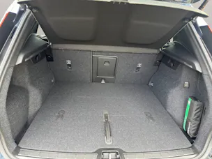 Volvo XC40 2.0 B3 MH Core XCITE