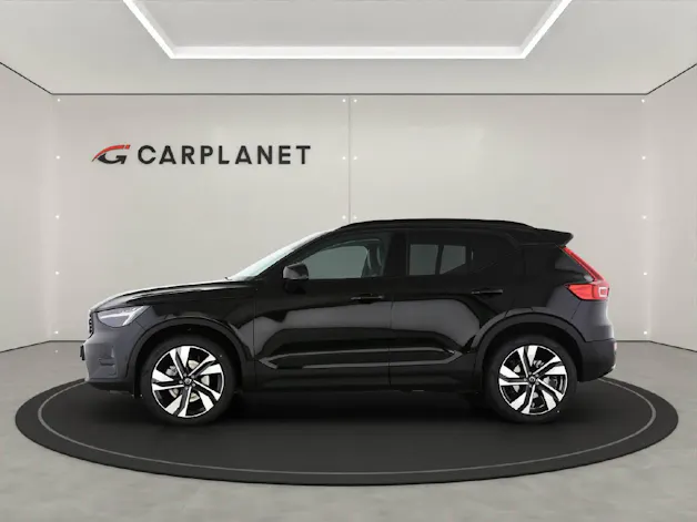 Volvo XC40 2.0 B3 MH Plus Dark