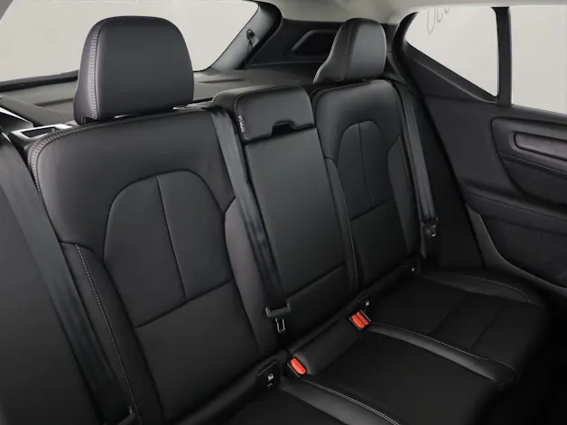 Volvo XC40 2.0 B3 MH Plus Dark