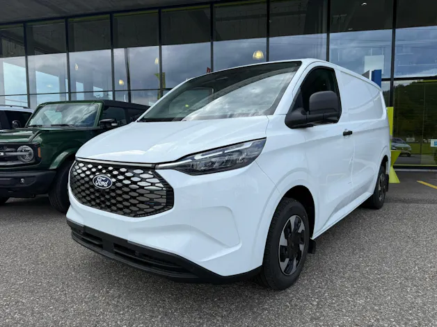 Ford Transit Custom Van 320 L1H1 65kWh Trend