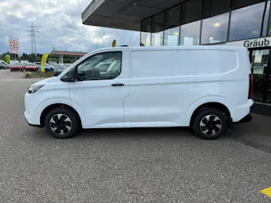 Ford Transit Custom Van 320 L1H1 65kWh Trend