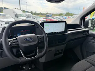 Ford Transit Custom Van 320 L1H1 65kWh Trend